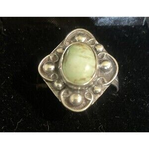 Vintage Southwest Sterling Silver  Light Blue/Green Turquoise Ring Size 7.75